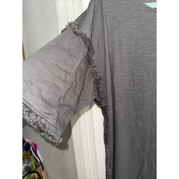 Umgee Tunic Top Scoop Neck Dolman Sleeve Fringe Details Green Size S 4914 - Picture 3 of 7